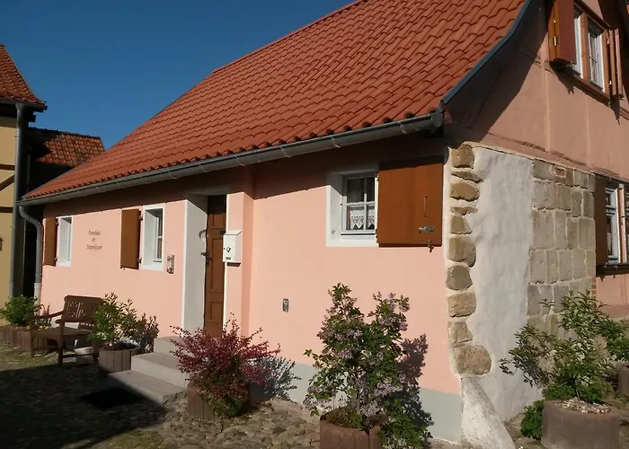 Am Marienkloster Nyaraló